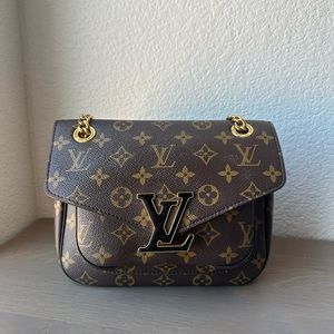 Louis Vuitton Medium Crossbody Bag - Passy